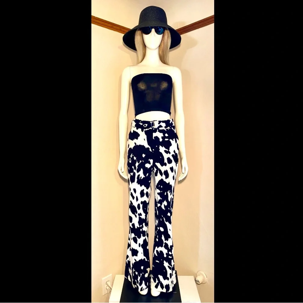 DIANE VON FURSTENBERG Pants - Picture 9 of 9